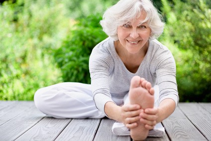 3 secrets du bonheur selon la plus vieille enseignante de yoga